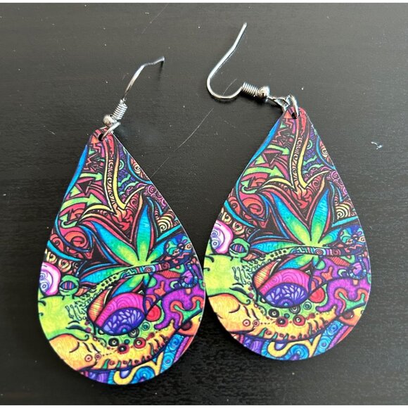 Psychedelic Teardrop Earrings - Groovy Designs & Colors for Funky Fashionistas - Picture 1 of 4